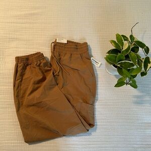 ⭐️ NWT Old Navy Extra High-Rise Stretchtech Cargo Joggers